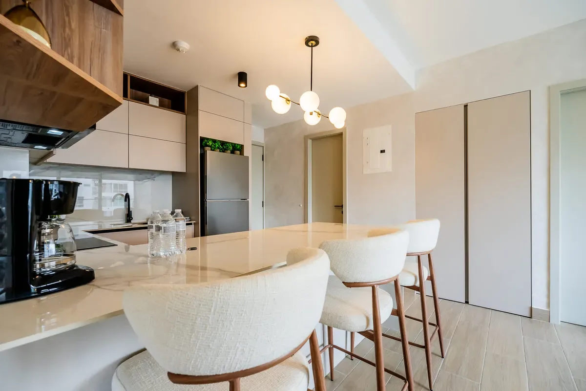 Charming 2BR in San Francisco w/ Balcony