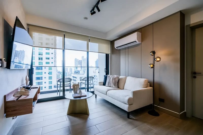 Charming 2BR in San Francisco w/ Balcony