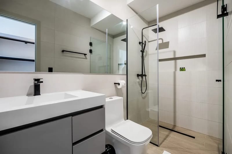 Charming 2BR in San Francisco w/ Balcony