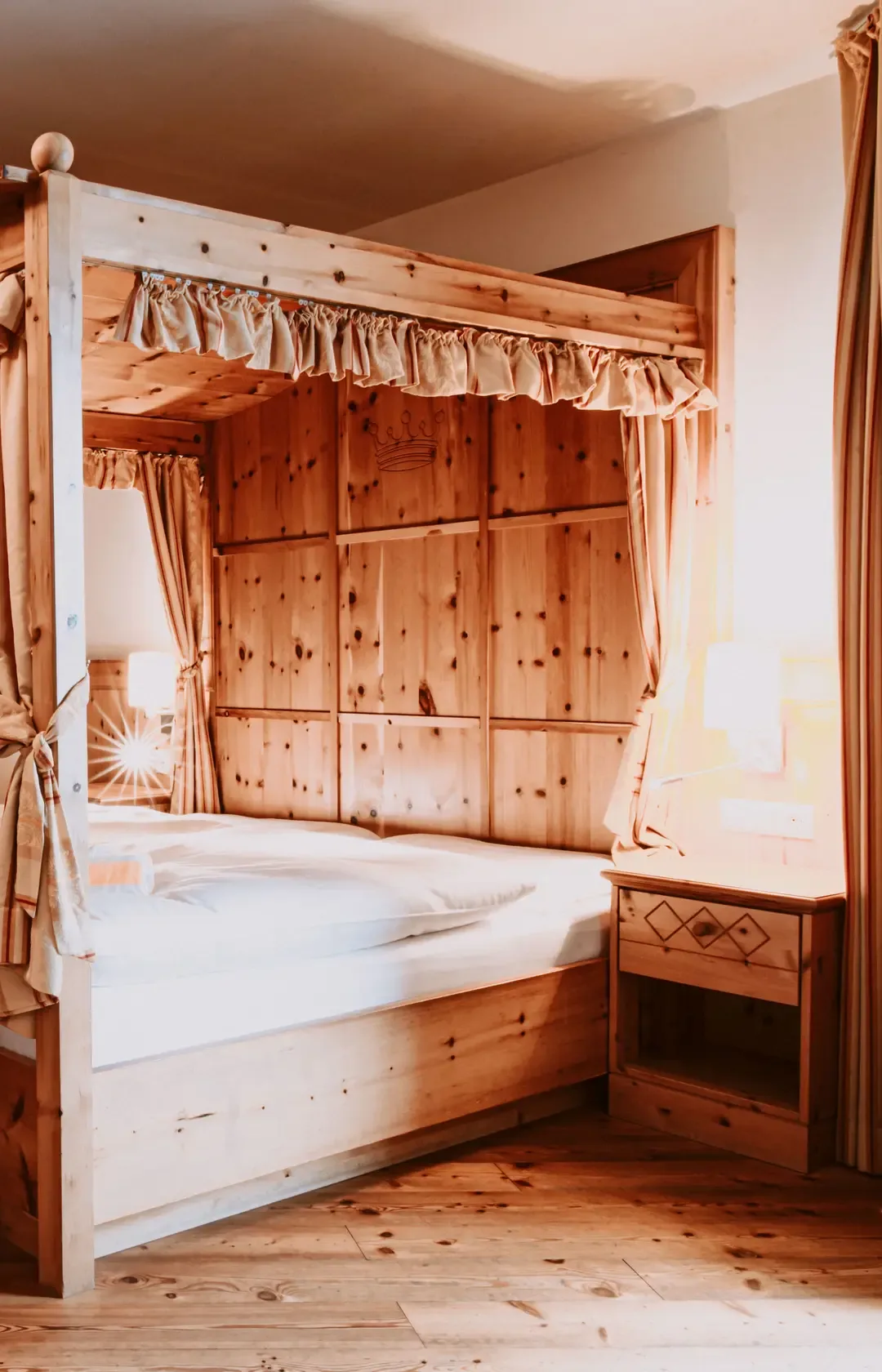 Hotel room or suite