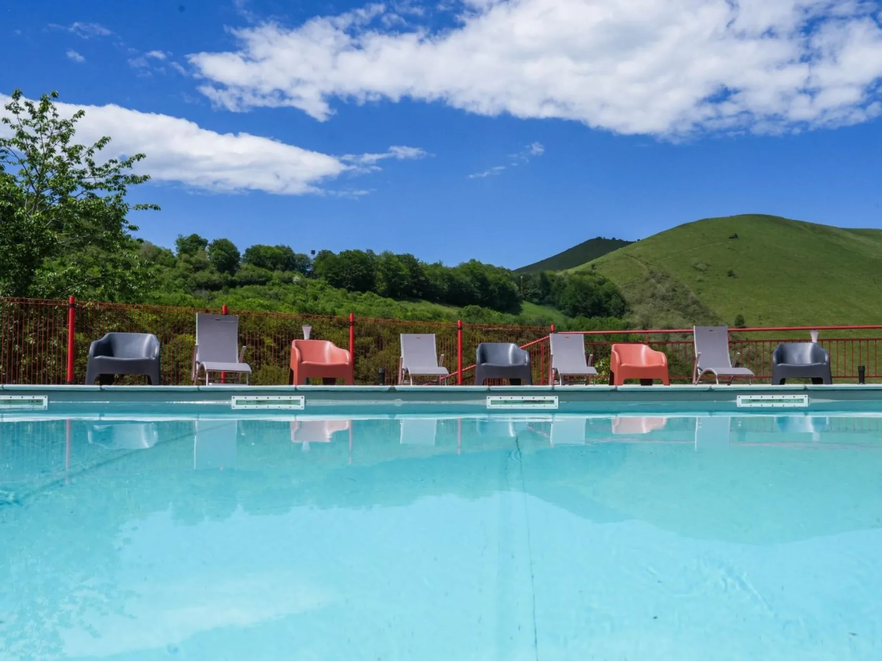 Hotel pool