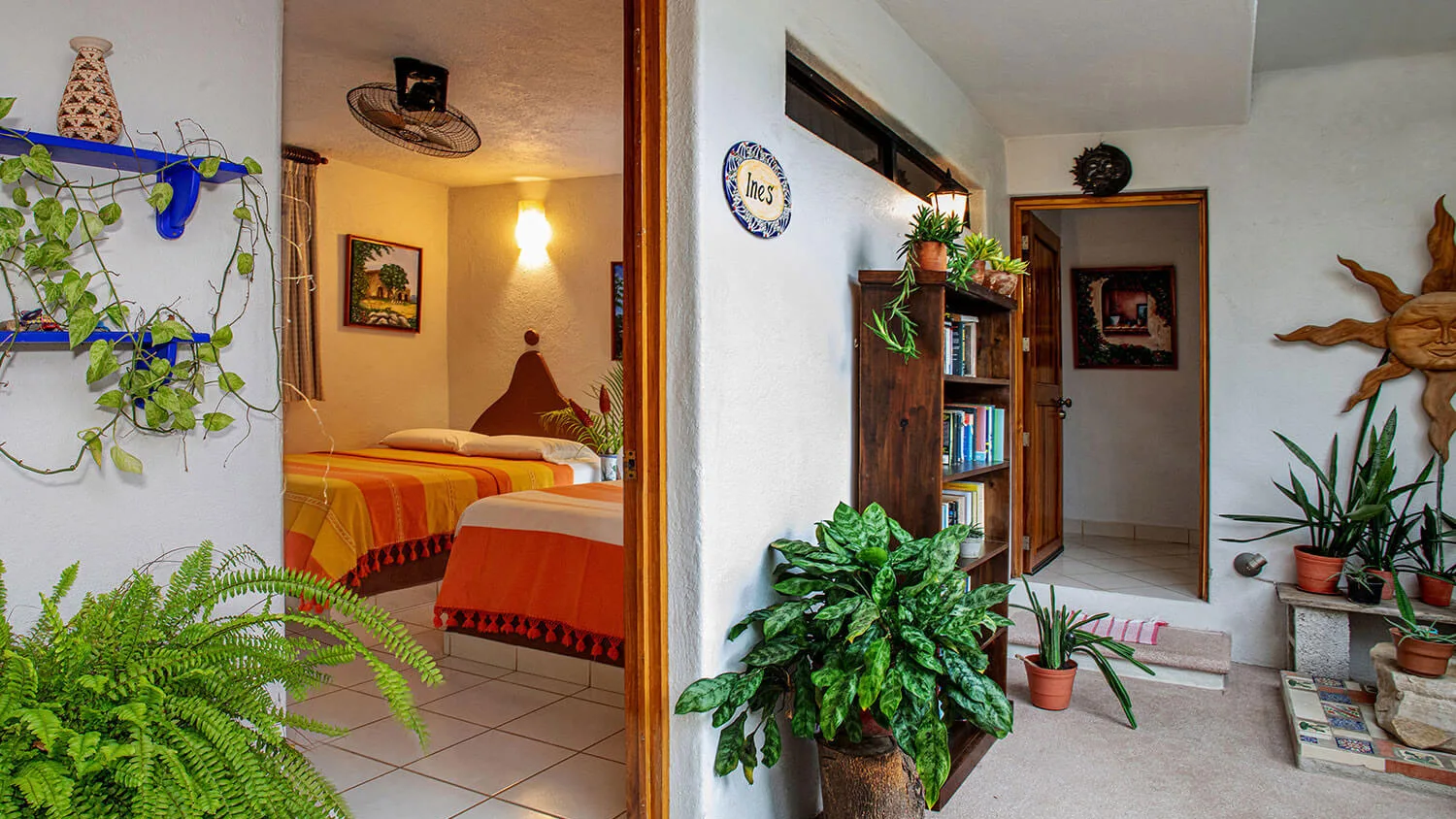 Inés room