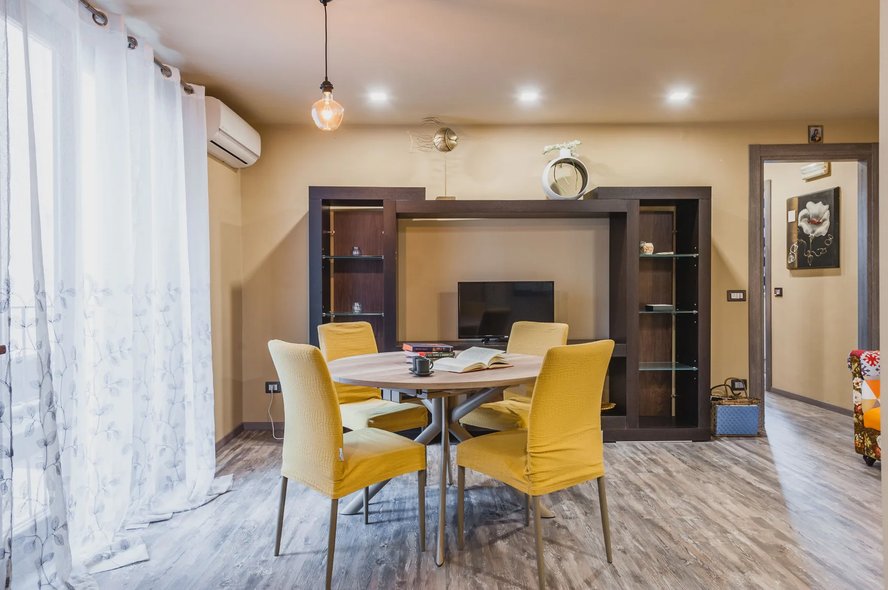 Ursino Apartment with Balcony