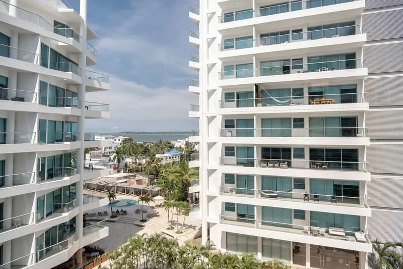Comfy 2BR w/ Ocean View and Pool in CTG