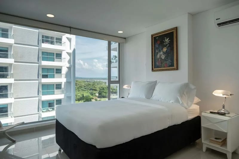 Comfy 2BR w/ Ocean View and Pool in CTG