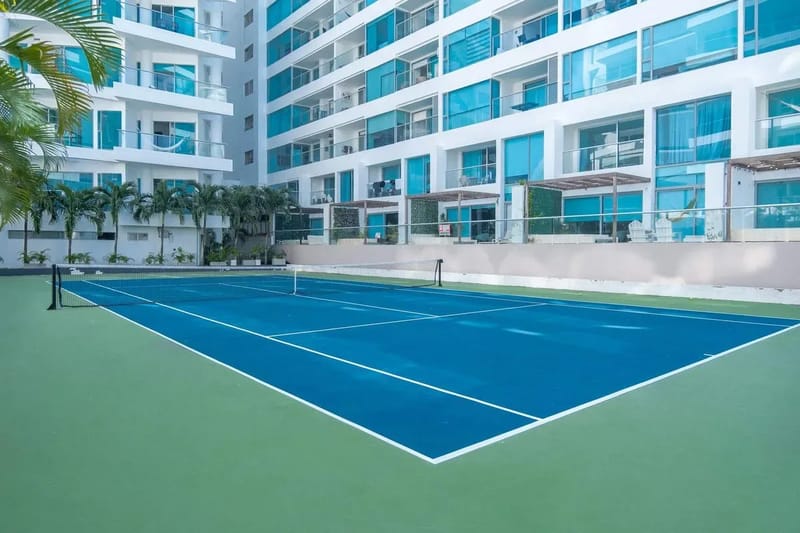 Comfy 2BR w/ Ocean View and Pool in CTG