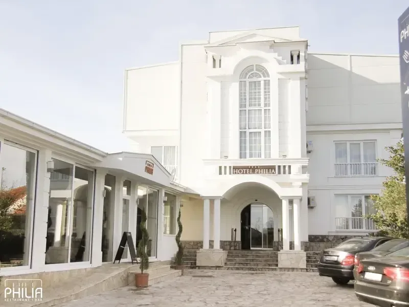 Hotel parking