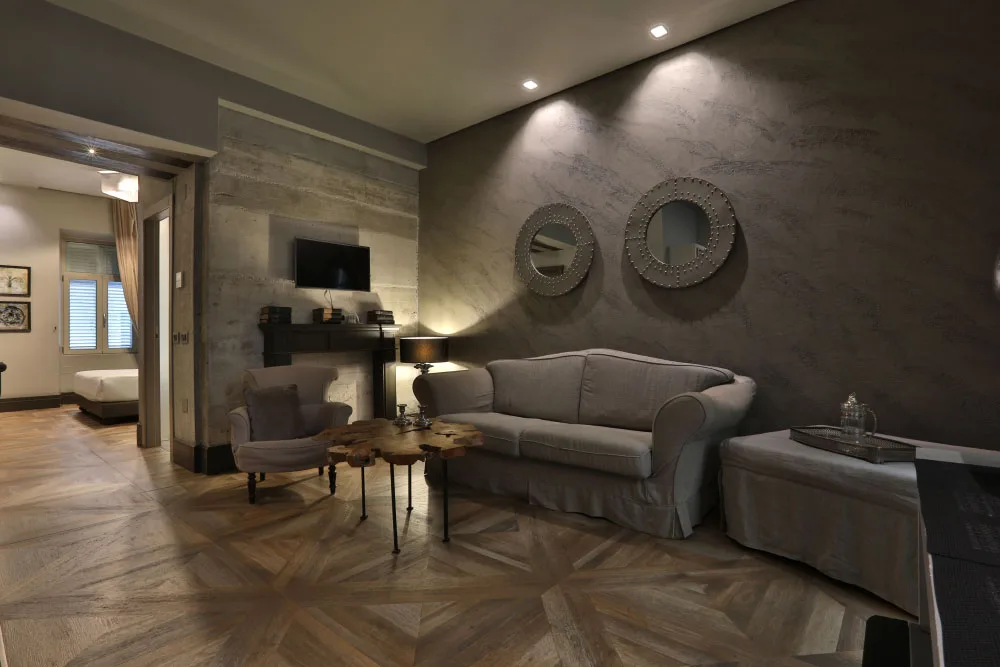 Suite interior