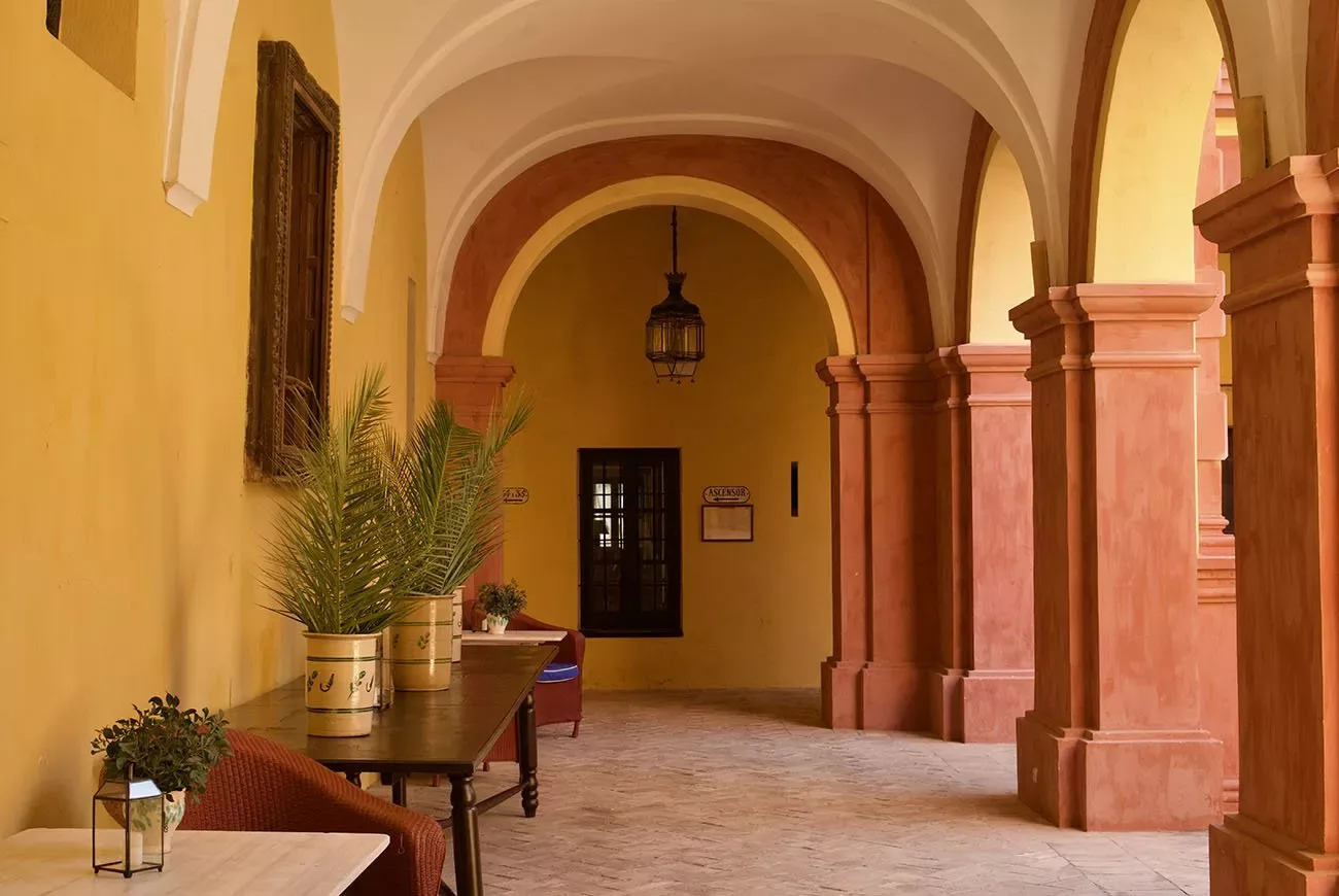 Covered courtyard