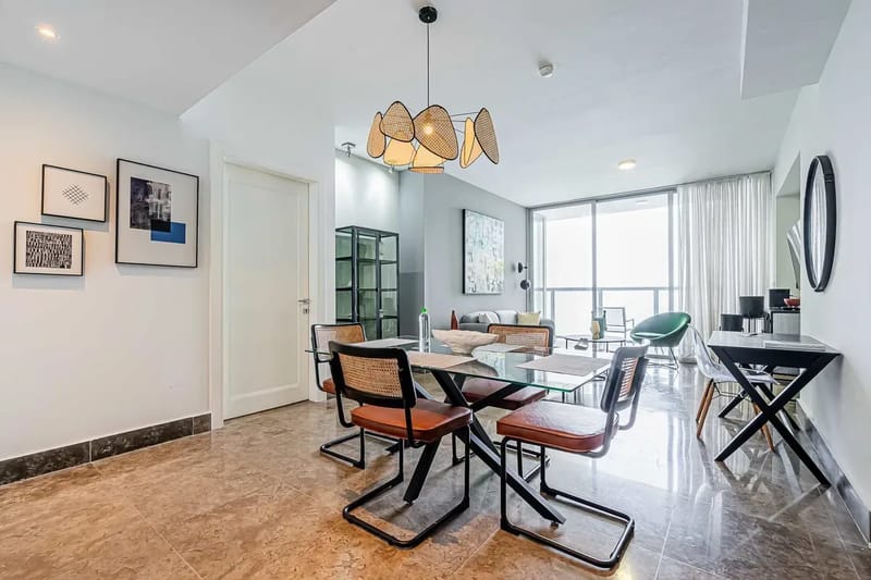 Luxury 1BR in Marbella w/ Balcony & View