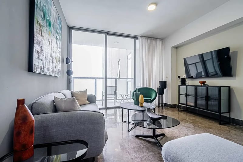Luxury 1BR in Marbella w/ Balcony & View