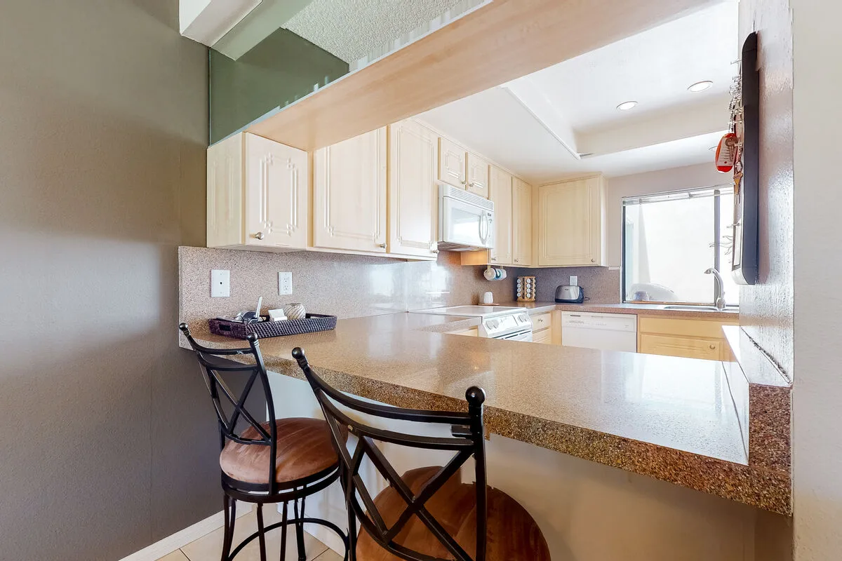Palm Springs Condo, Sunrise Villas