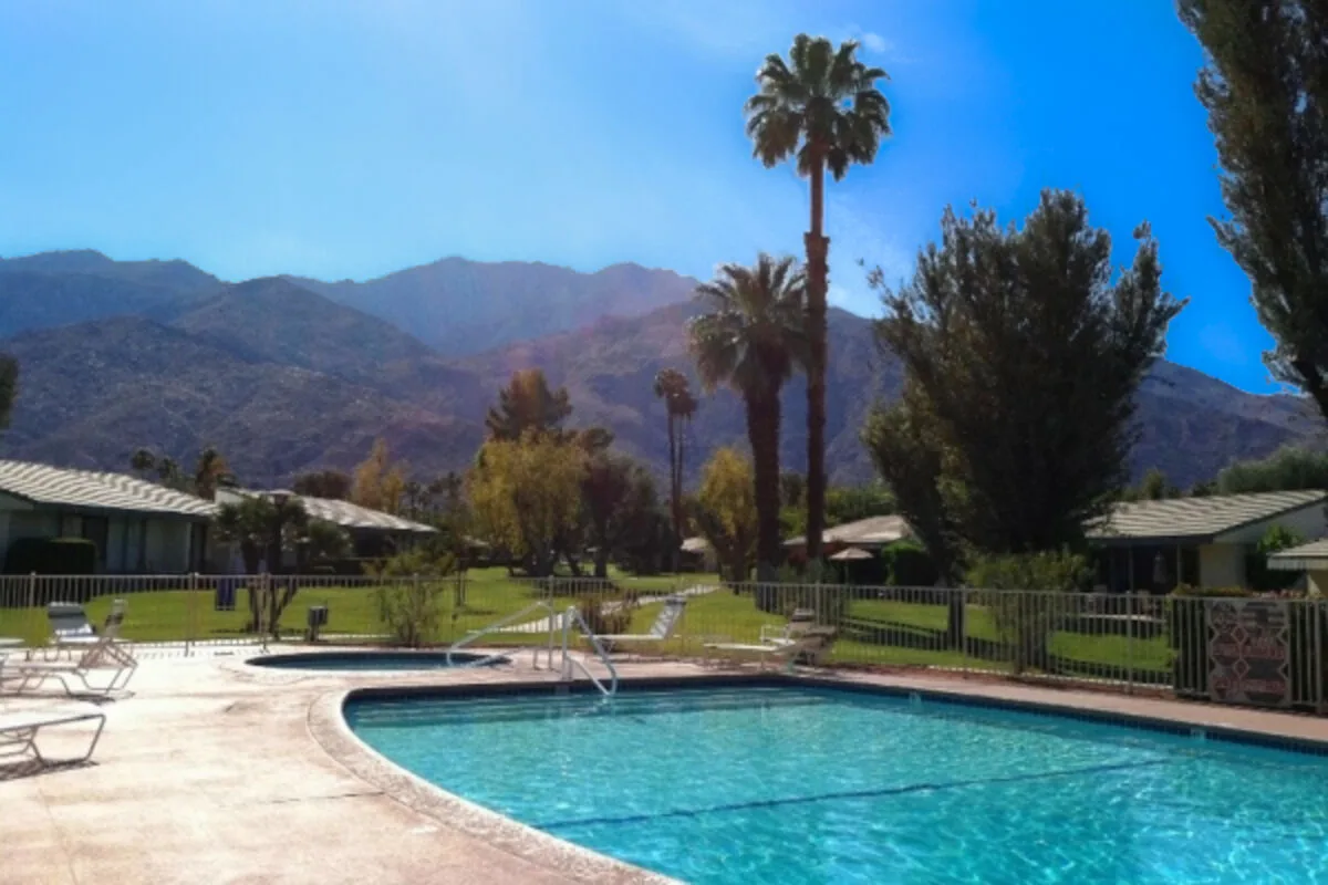 Palm Springs Condo, Sunrise Villas