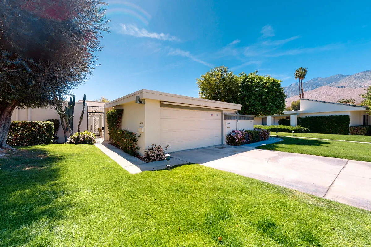Palm Springs Condo, Sunrise Villas