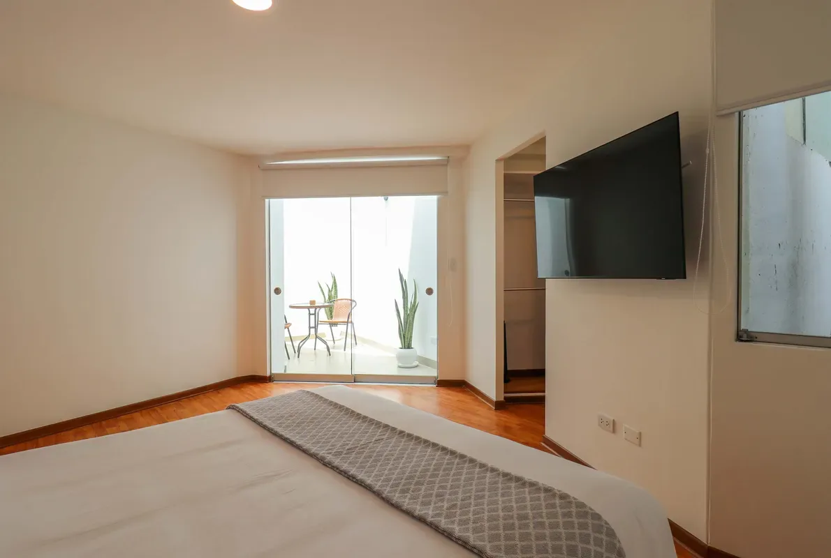 Stunning 3BR w/ Private Patio in Barranco