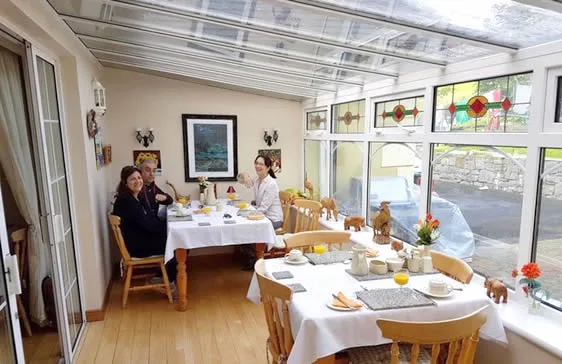 Breakfast room