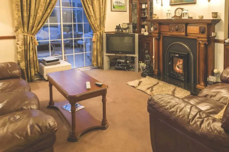 Guests’ sitting room