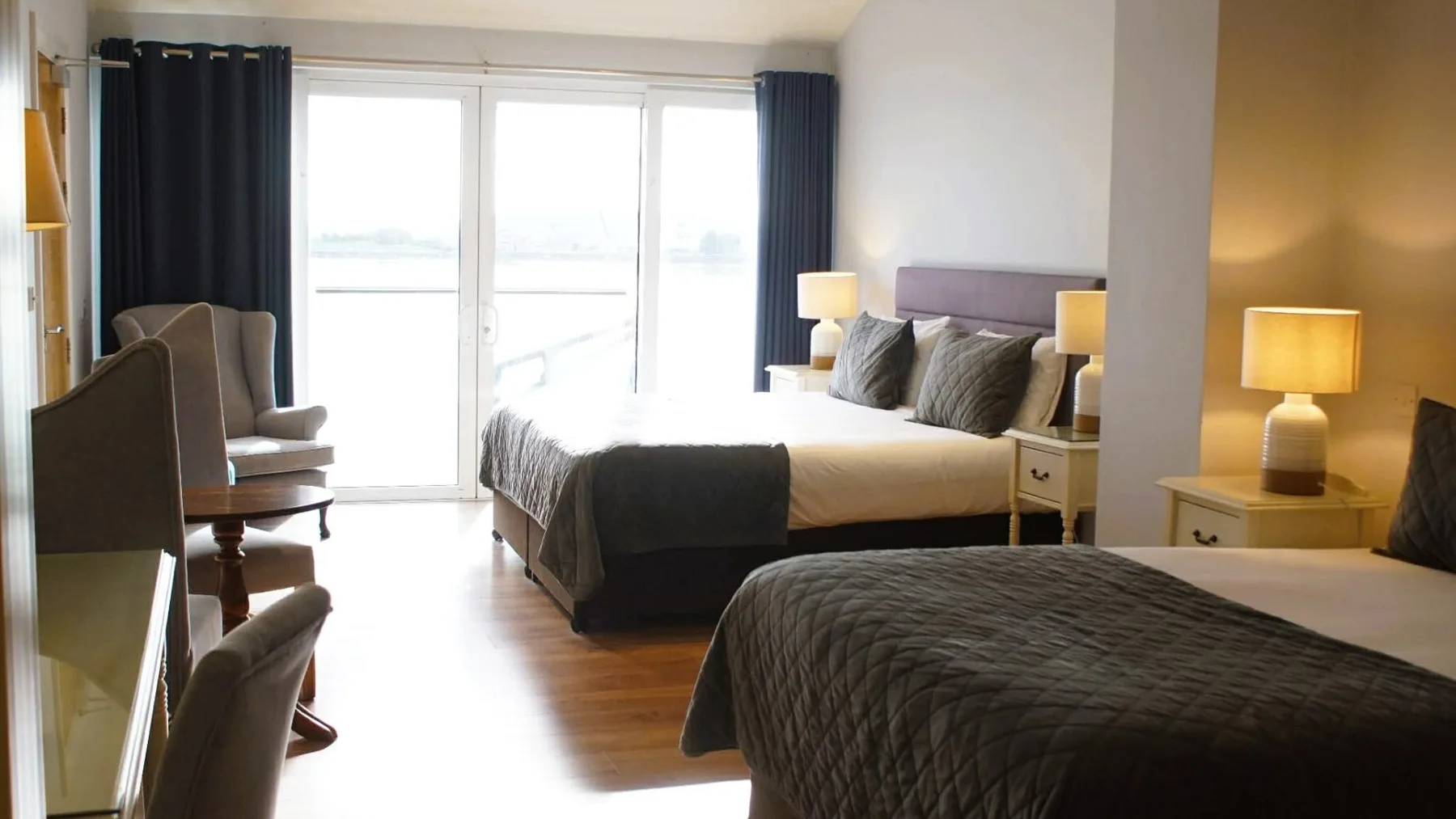 Habitación superior con dos camas individuales