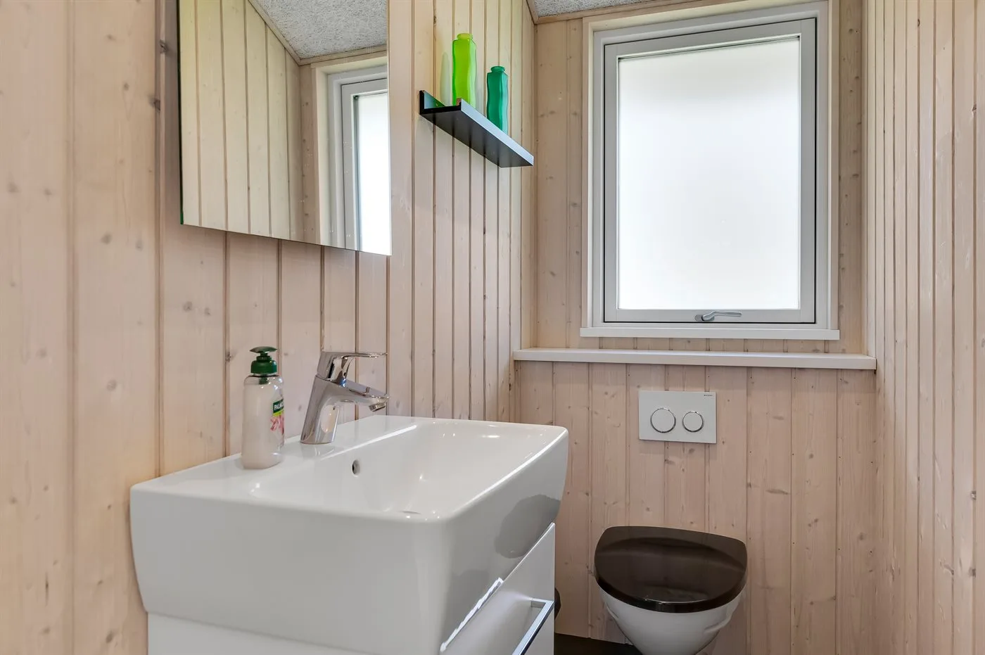 Baño de invitados