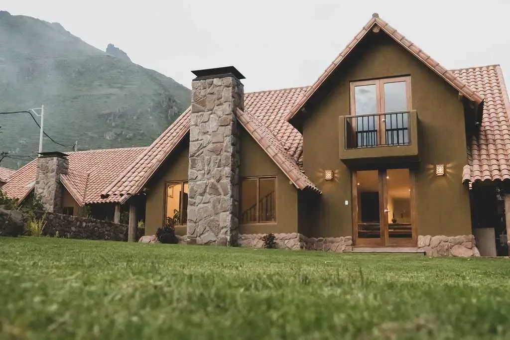 Sleek 3BR Villa w/ Fireplace in Sacred Valley