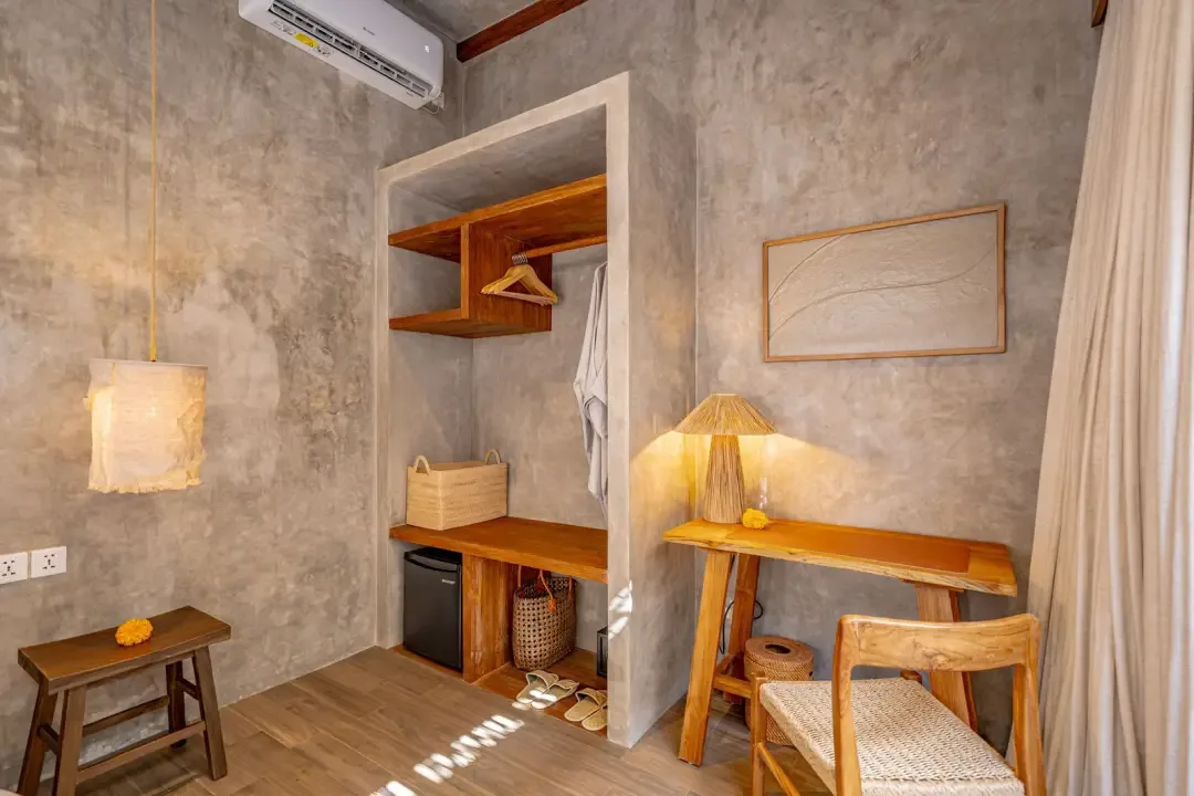 Photo 2 - Amaka Suite