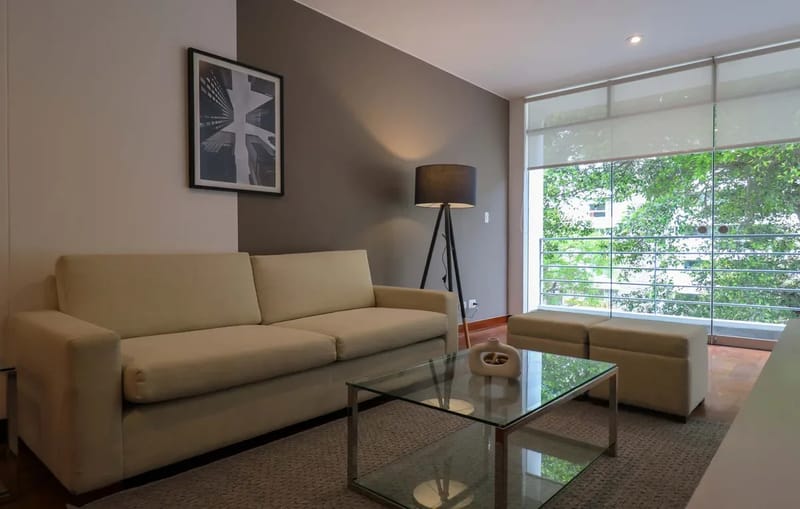 Graceful 1BR with Balcony in Miraflores