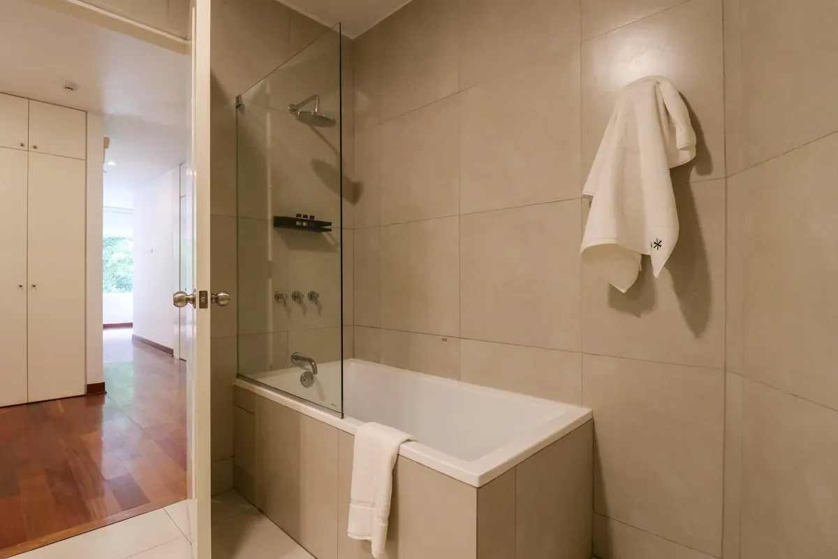 Graceful 1BR with Balcony in Miraflores