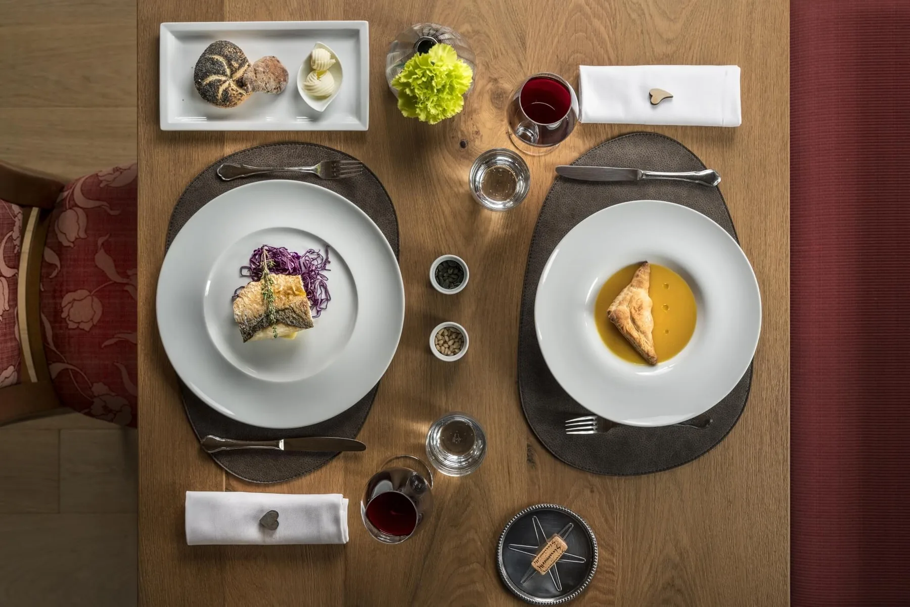 Restaurant dining table