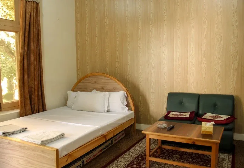 Twin Deluxe Room