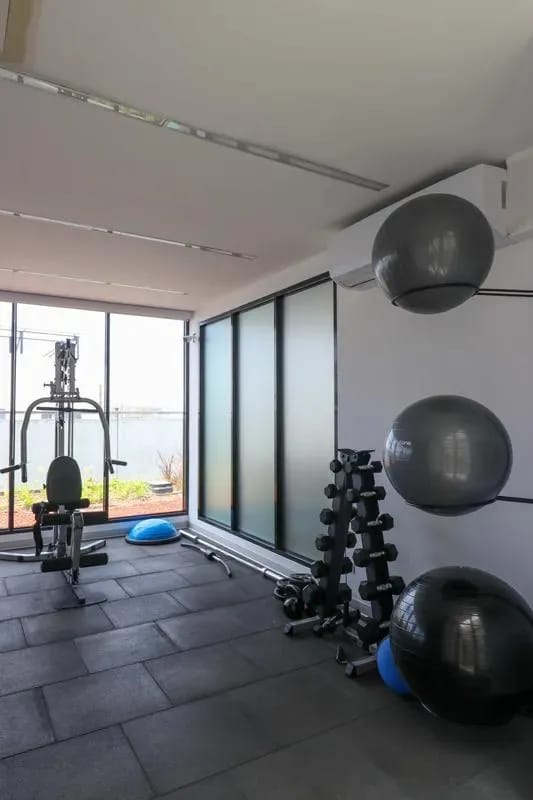 Tranquil 2BR w/ Balcony in Miraflores