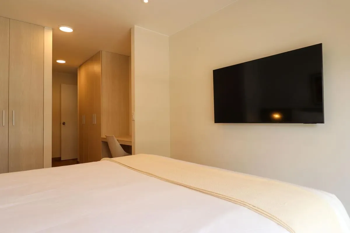 Tranquil 2BR w/ Balcony in Miraflores