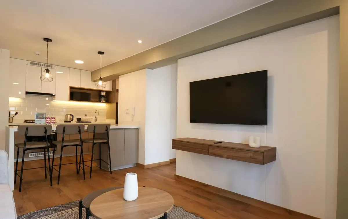 Tranquil 2BR w/ Balcony in Miraflores