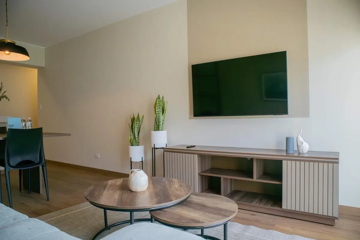 Striking 1BR w/ Perfect Balcony Near Kennedy Park