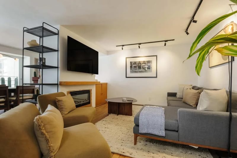 Amazing 4BR w/ Terrace in Juarez