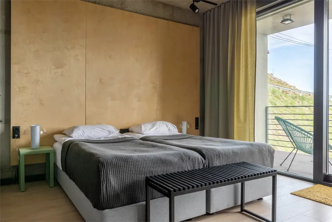 Guest room