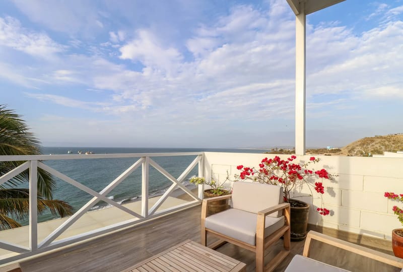 Fantastic Duplex with Spectacular Ocean View