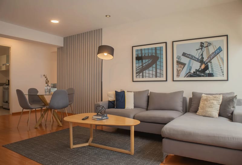 Sleek 2BR in Miraflores