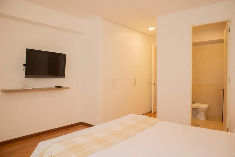 Sleek 2BR in Miraflores