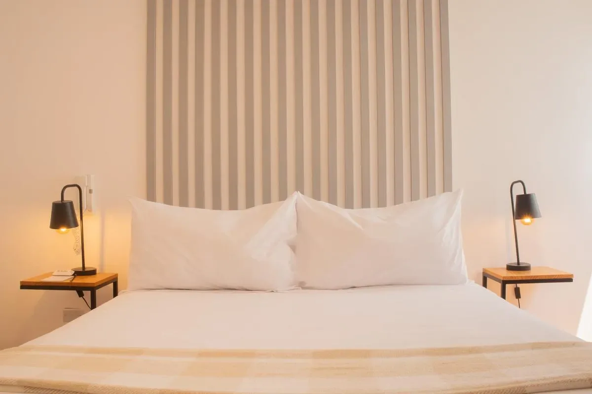 Sleek 2BR in Miraflores