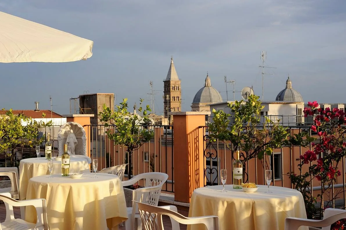 Terraza en la azotea del hotel