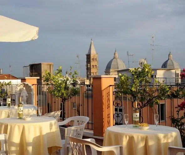 Terraza en la azotea del hotel