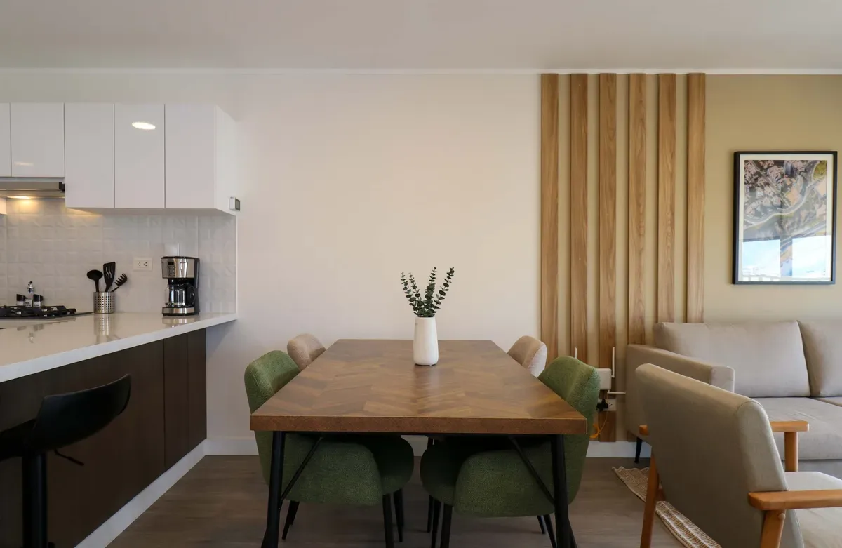 Upscale 3BR w/ Balcony in Upscale Miraflores