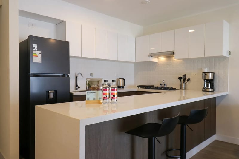 Upscale 3BR w/ Balcony in Upscale Miraflores