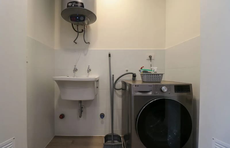 Upscale 3BR w/ Balcony in Upscale Miraflores