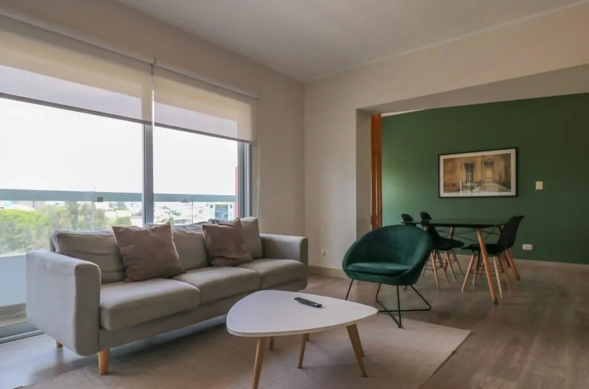 Lovely 1BR with Park View in Miraflores