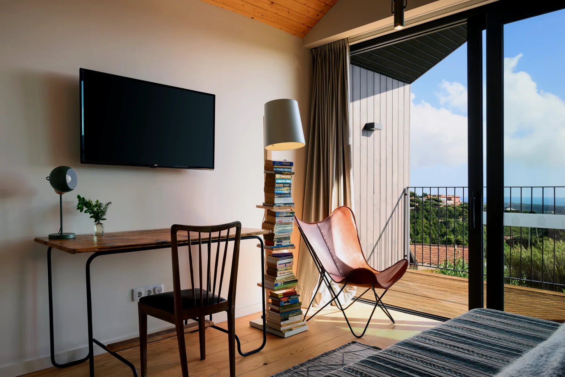 111 Room