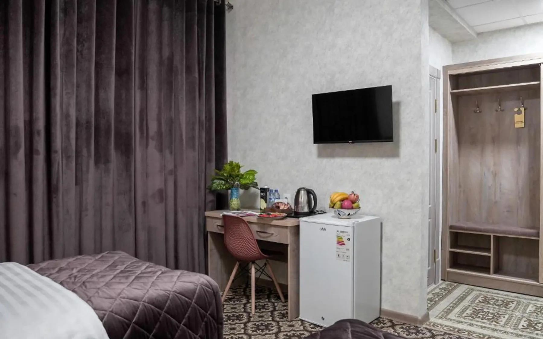 Level Hotel