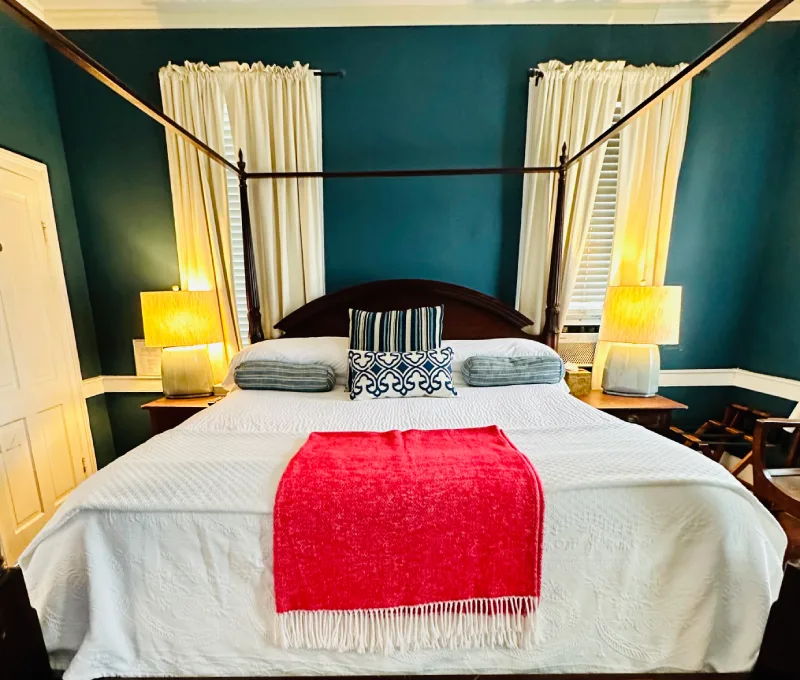 Indigo room