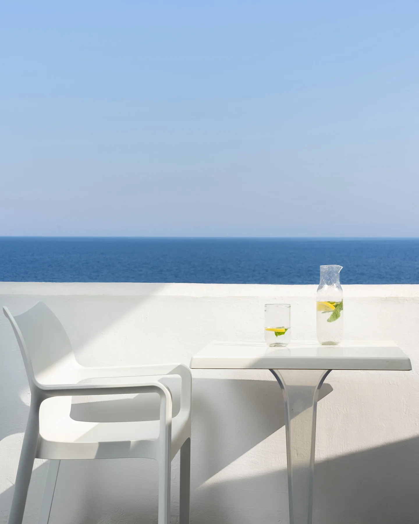 White Suites Resort