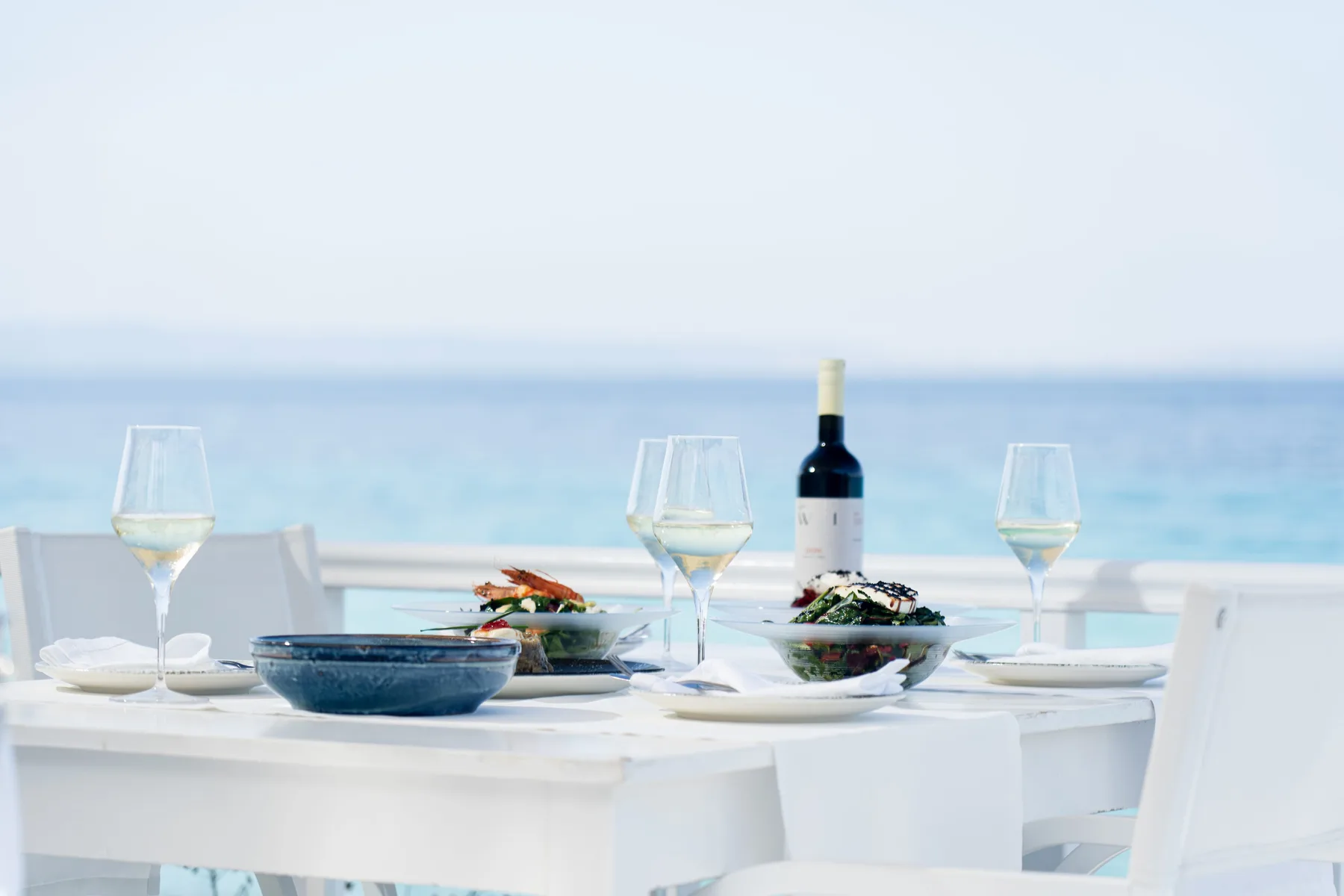 White Suites Resort